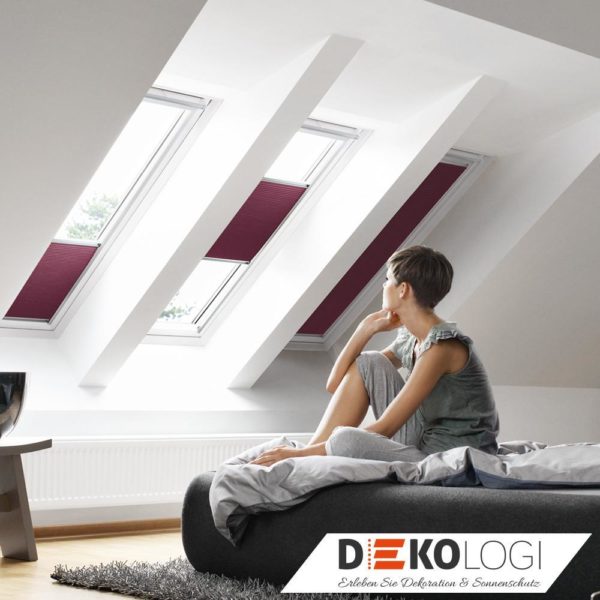 Drei Velux Wabenplissee in Lila