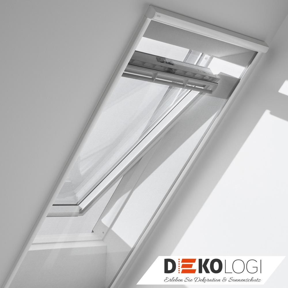 Velux Insektenschutzrollo mit weißen Schienen