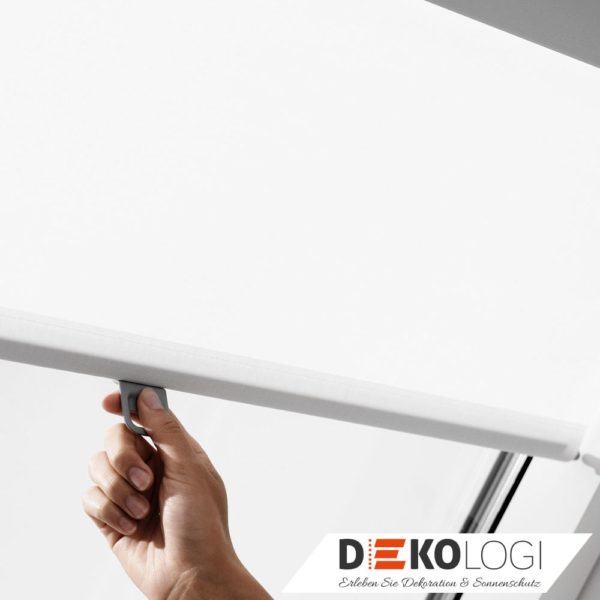 Handbedienung weißes Krallenrollo für Dachfenster