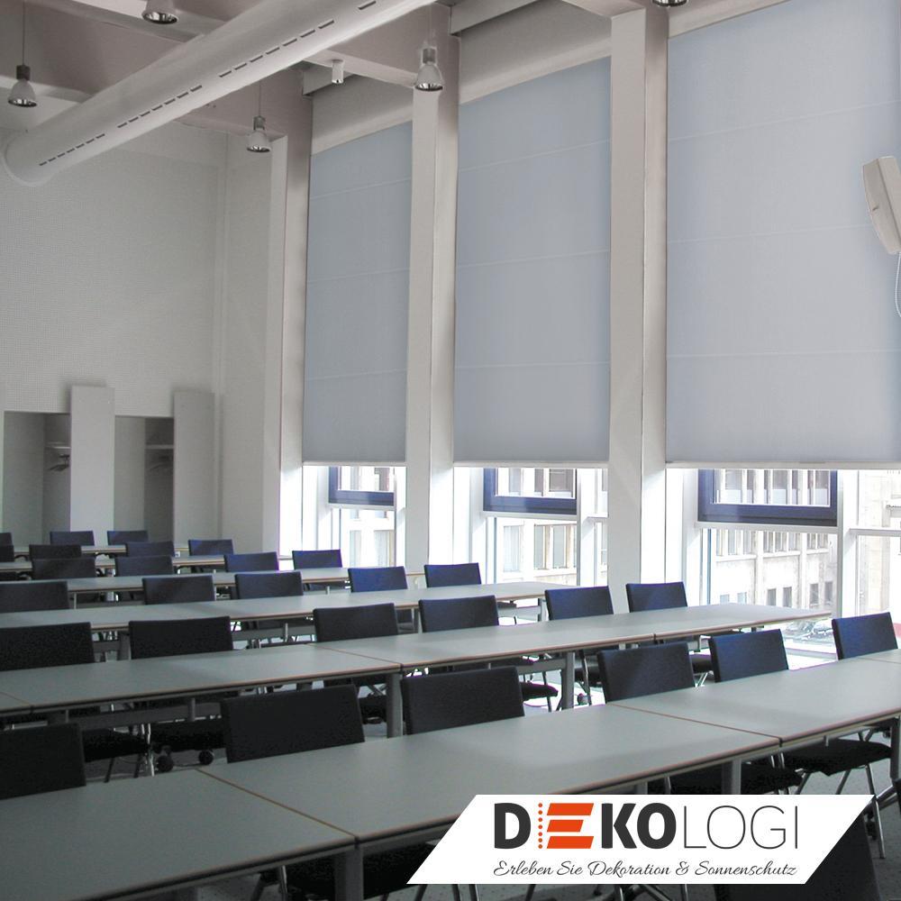 Drei XL Verdunkelungsrollos in blau