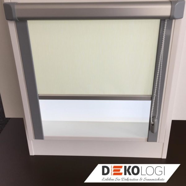 Glasleistenrollo nach Maß zum kleben ohne Bohren