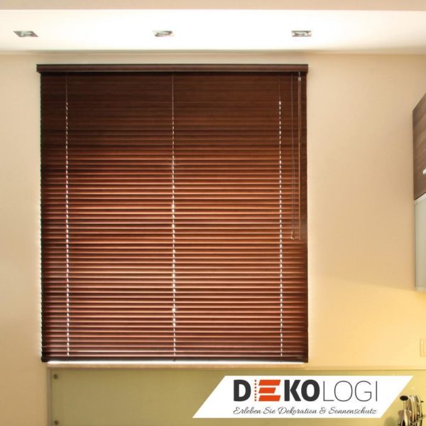 Fenster Holz Jalousie in weiß schwarz elfenbein gelb mahagoni