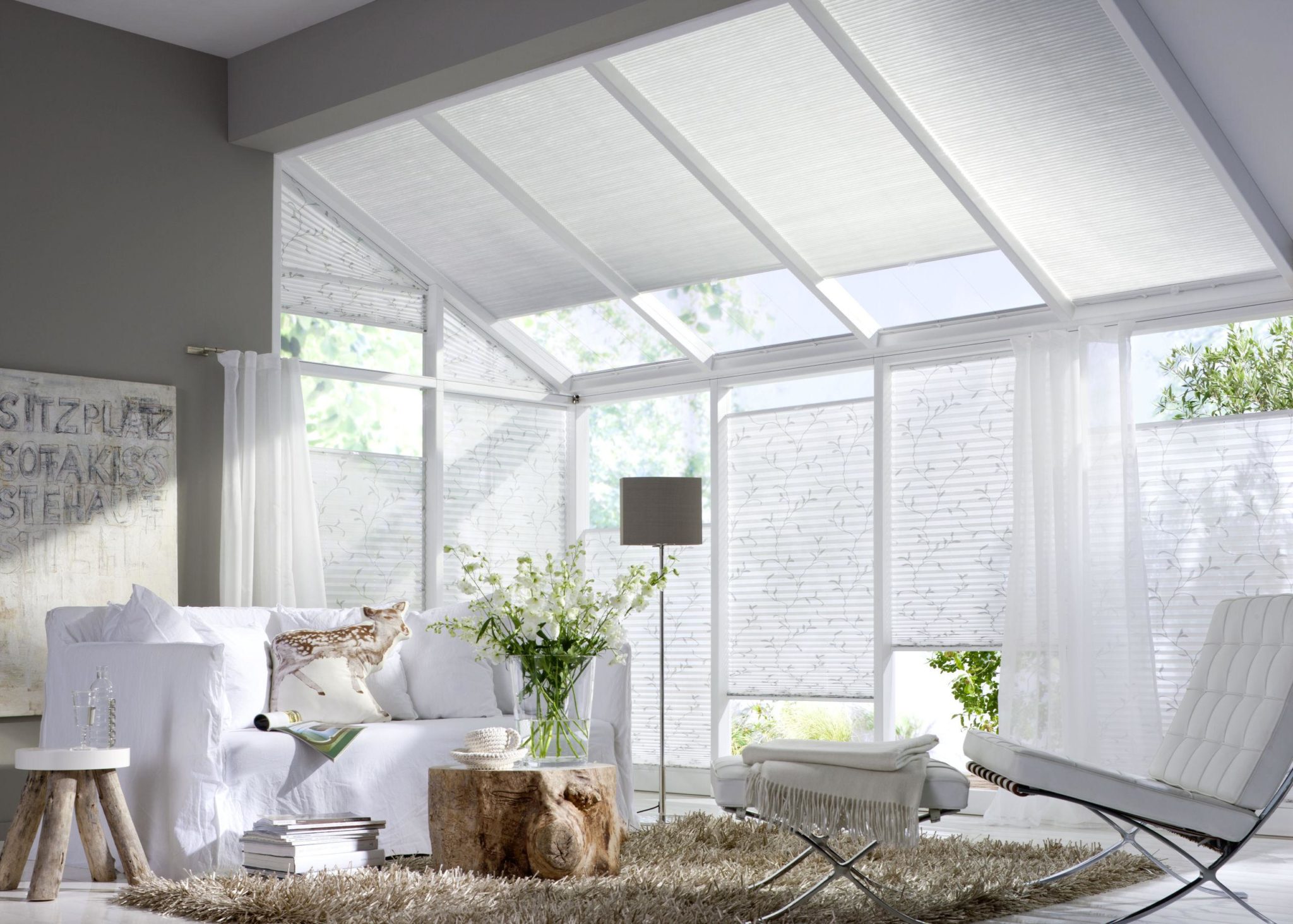 Große Front mit Plissees weiß Floral