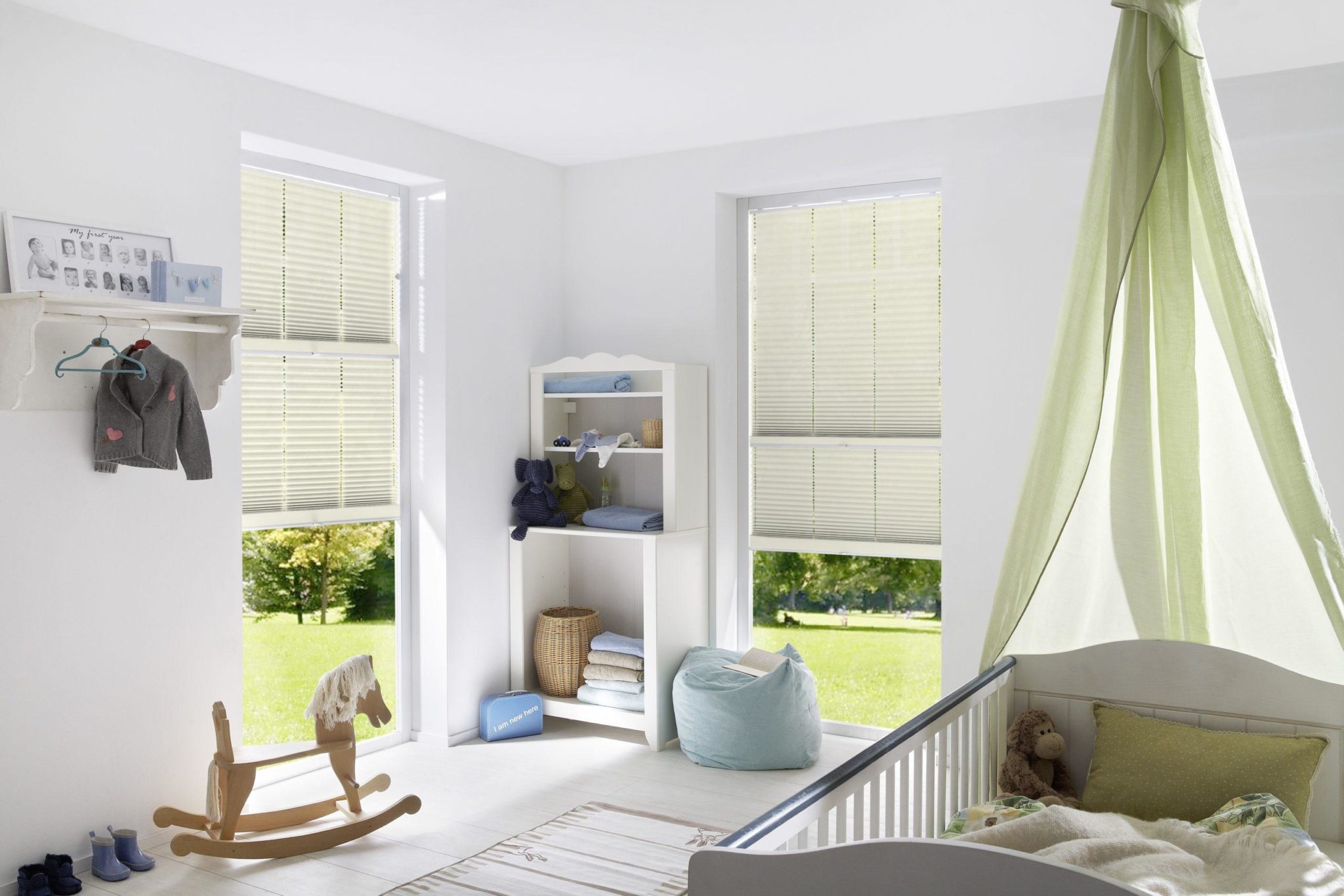 Kinderzimmer Plissee in beige 1