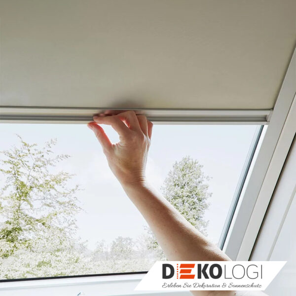 Dachfenster Verdunkelungsrollo Sterne Muster blau