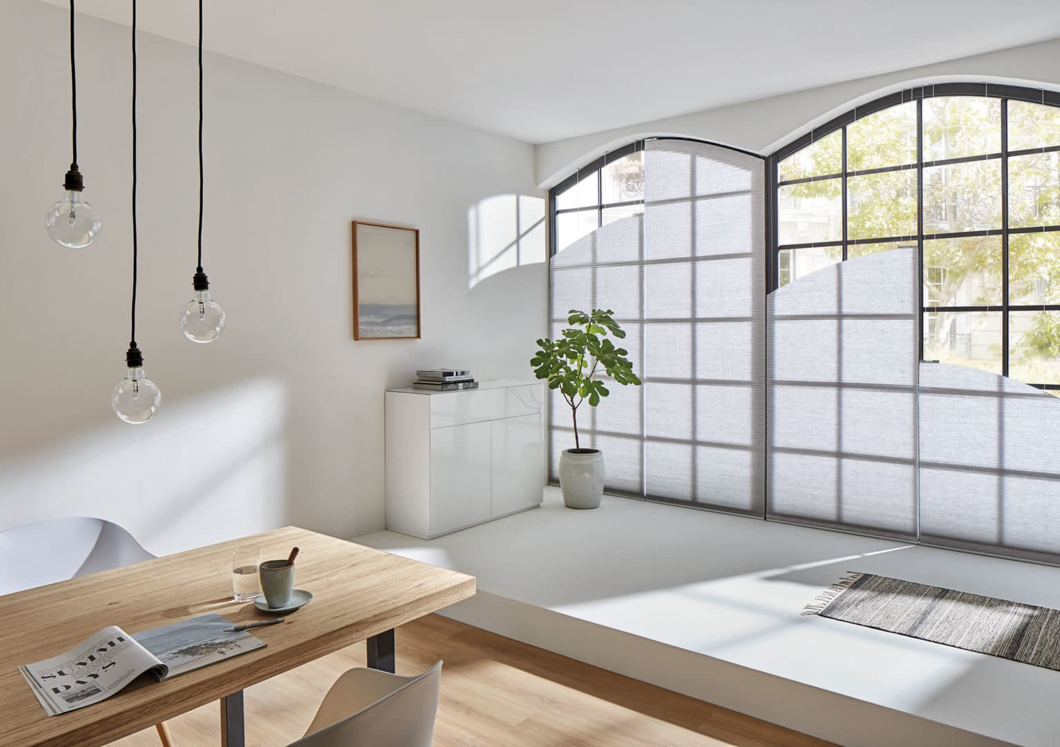 Mittelgroßes Wabenplissees Fünfeckiges Fenster Plissee