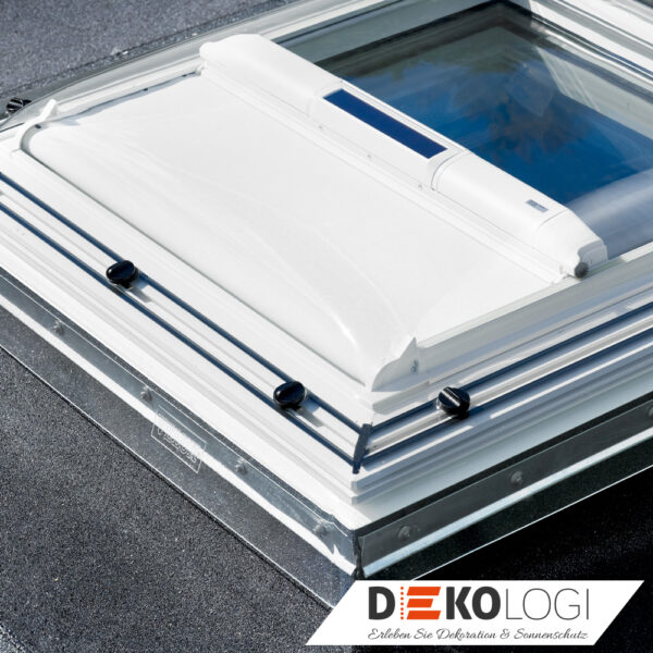 Velux Flachdach Markise Solarbetrieben MSU